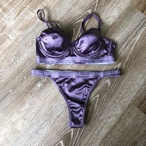 LOUNGEWEAR LINGERIE SET